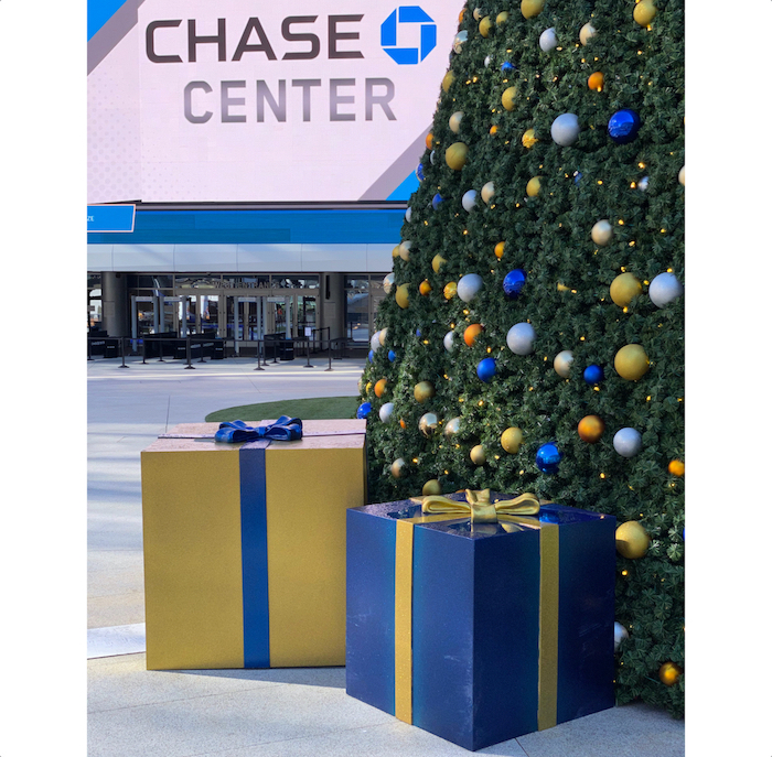 giant gift boxes CHASE CENTER SF Christmas Program
