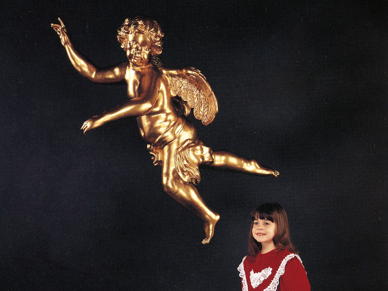 Cherub giant golden flying cherub