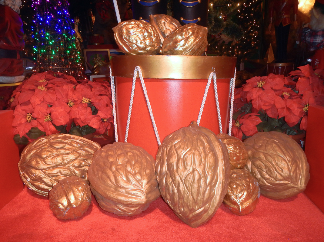 Giant Walnuts for NutCracker Display