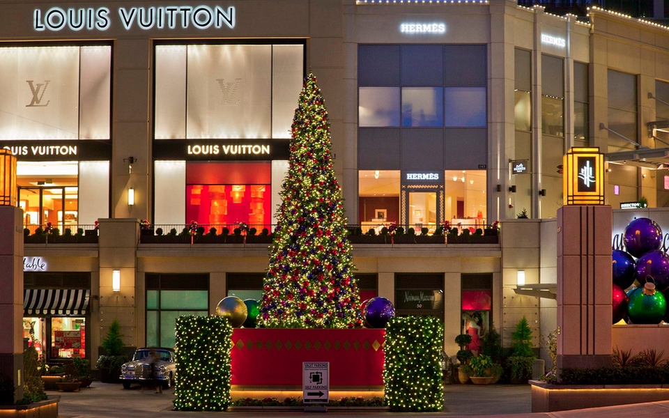 Giant Christmas Trees Grand Feature Christmas Trees Barrango, MFG