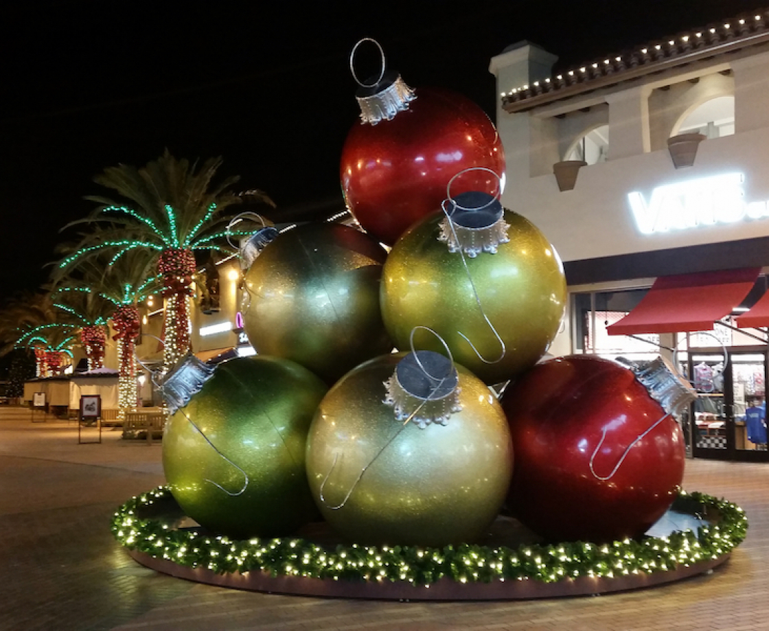 Ball Ornament Stacks | Barrango, MFG